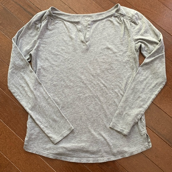 LOFT Tops - LOFT long sleeve tee